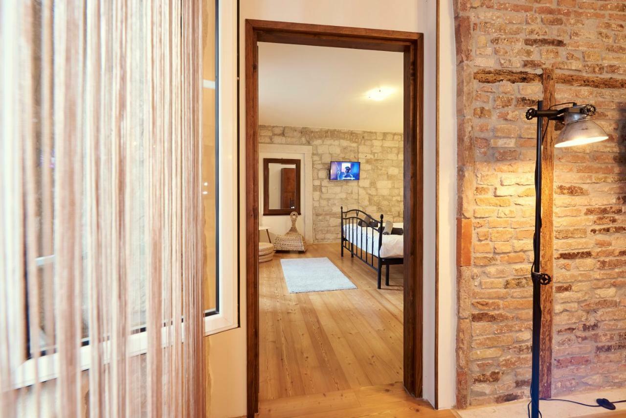 Apartment Capo Residence - Old Town - Parking Trogir Zewnętrze zdjęcie